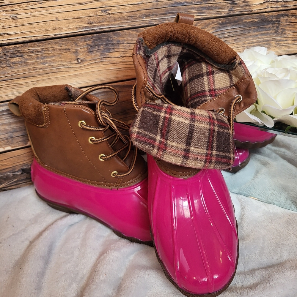 Very Warm Boots